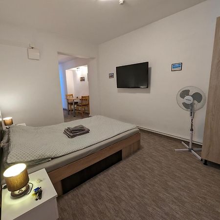 Târgu-Mureş Sandor Apartment Calarasilor מראה חיצוני תמונה